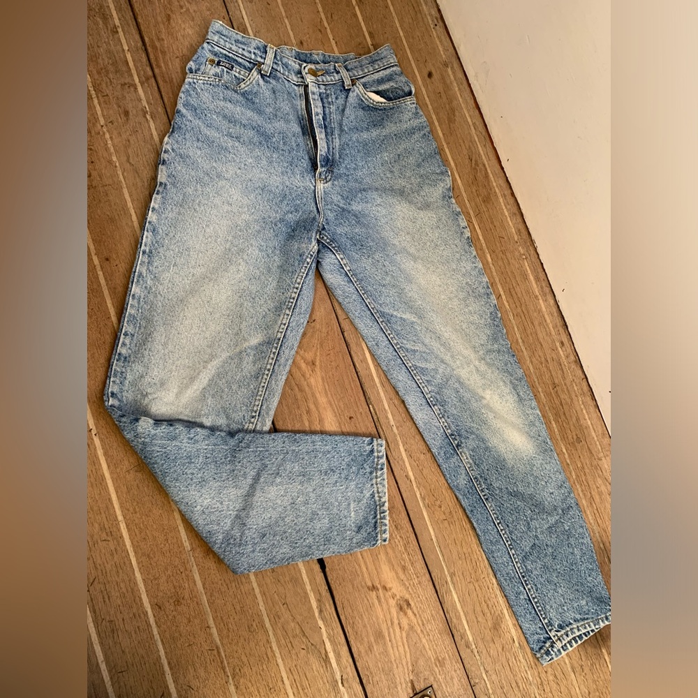 Vintage High-Waisted Blue Jeans